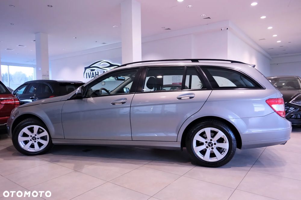 Mercedes-Benz Klasa C 180 T Kompressor Automatik - 9