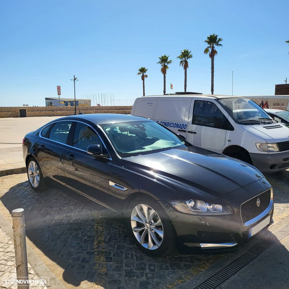 Jaguar XF 2.0 D Portfolio Aut. - 4