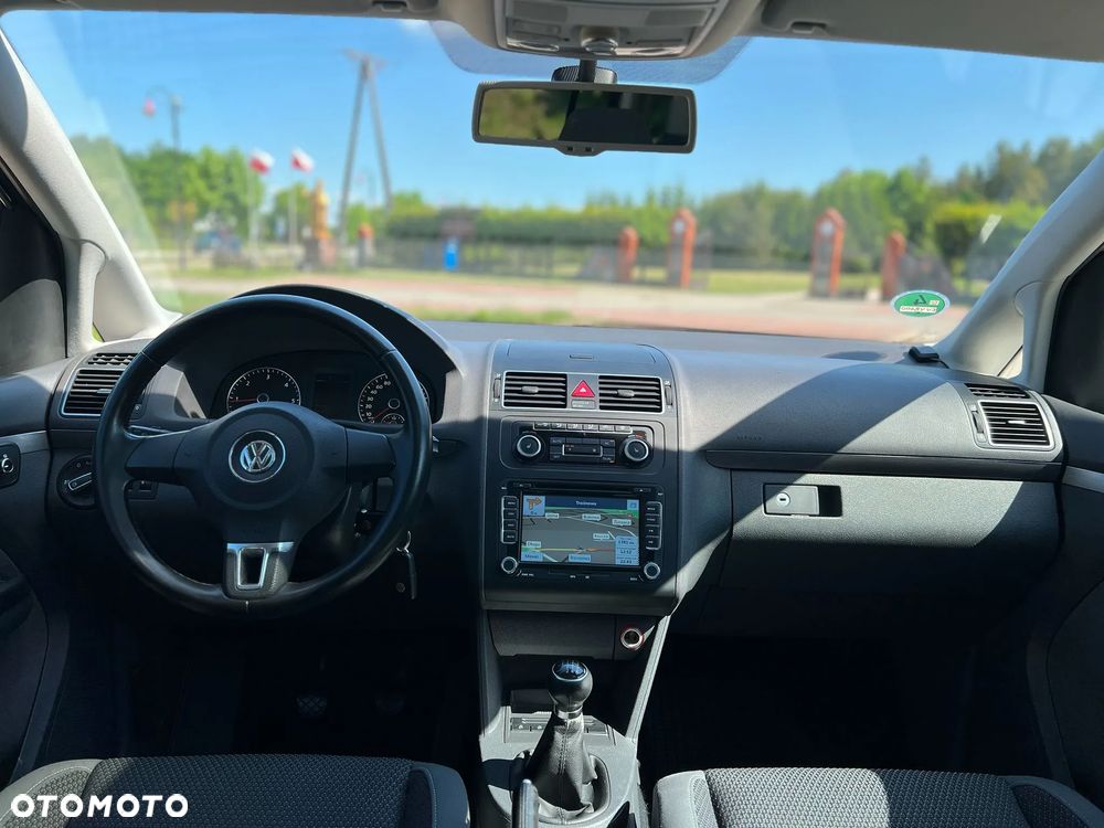 Volkswagen Touran 2.0 TDI DPF STYLE - 12