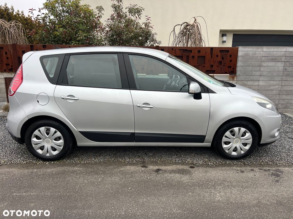 Renault Scenic 1.5 dCi Authentique - 5