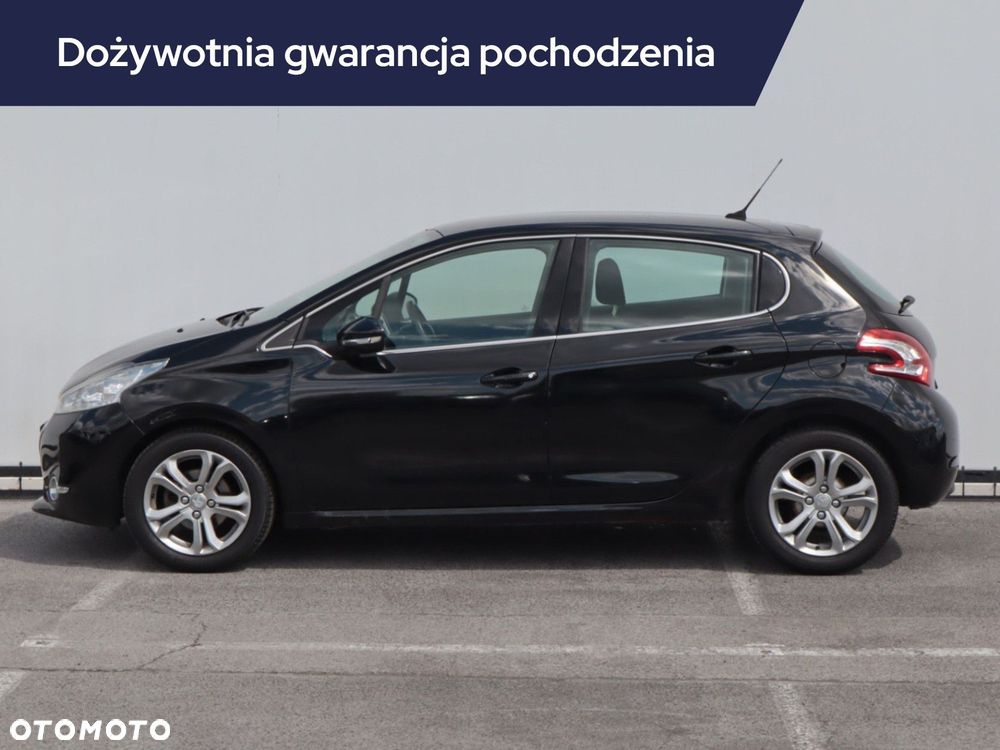 Peugeot 208 - 4