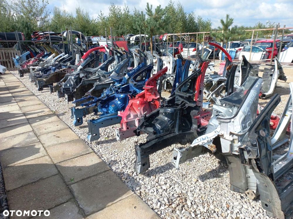 Toyota Rav4 IV XA40 13-18r lampka podsufitki wnętrza MIKROFON - 11