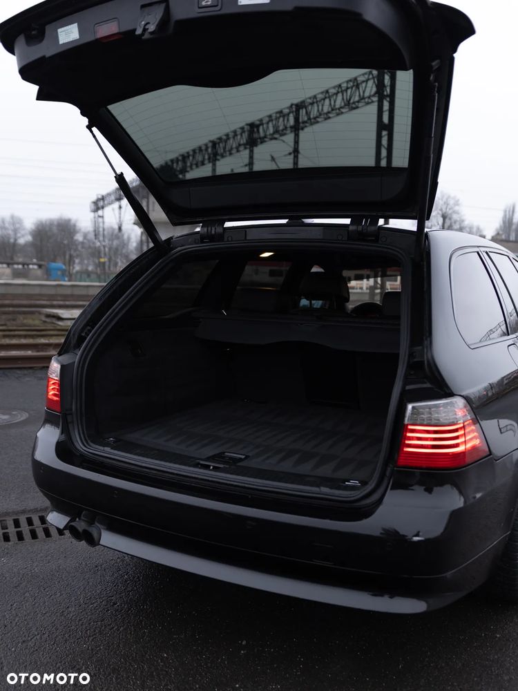 BMW Seria 5 - 29