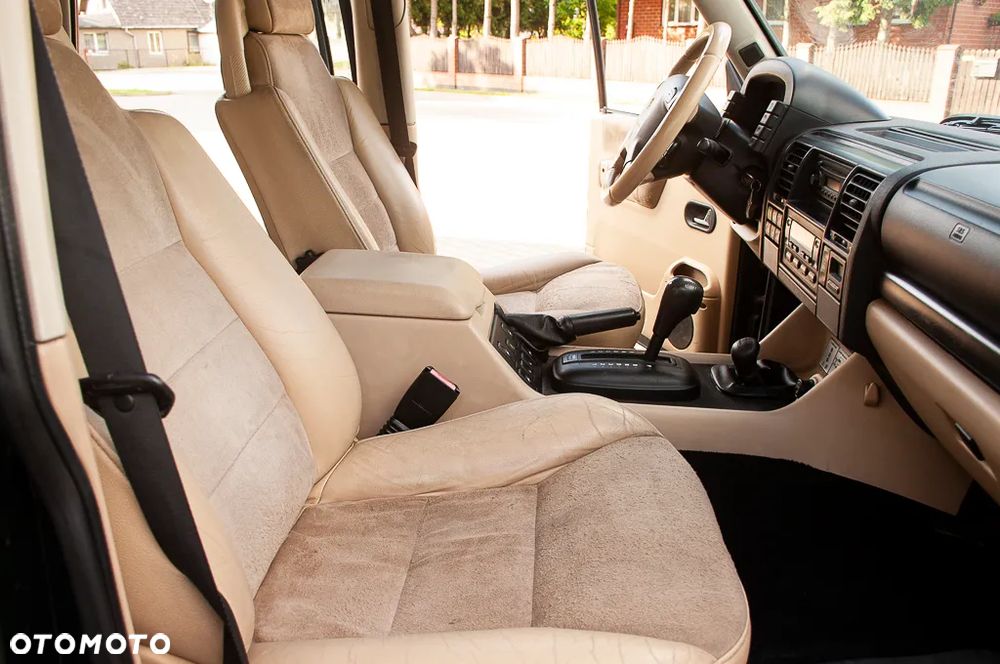 Land Rover Discovery - 21