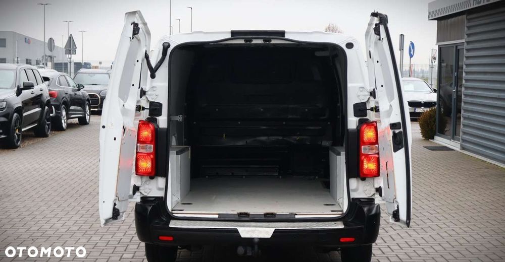 Opel Vivaro - 15