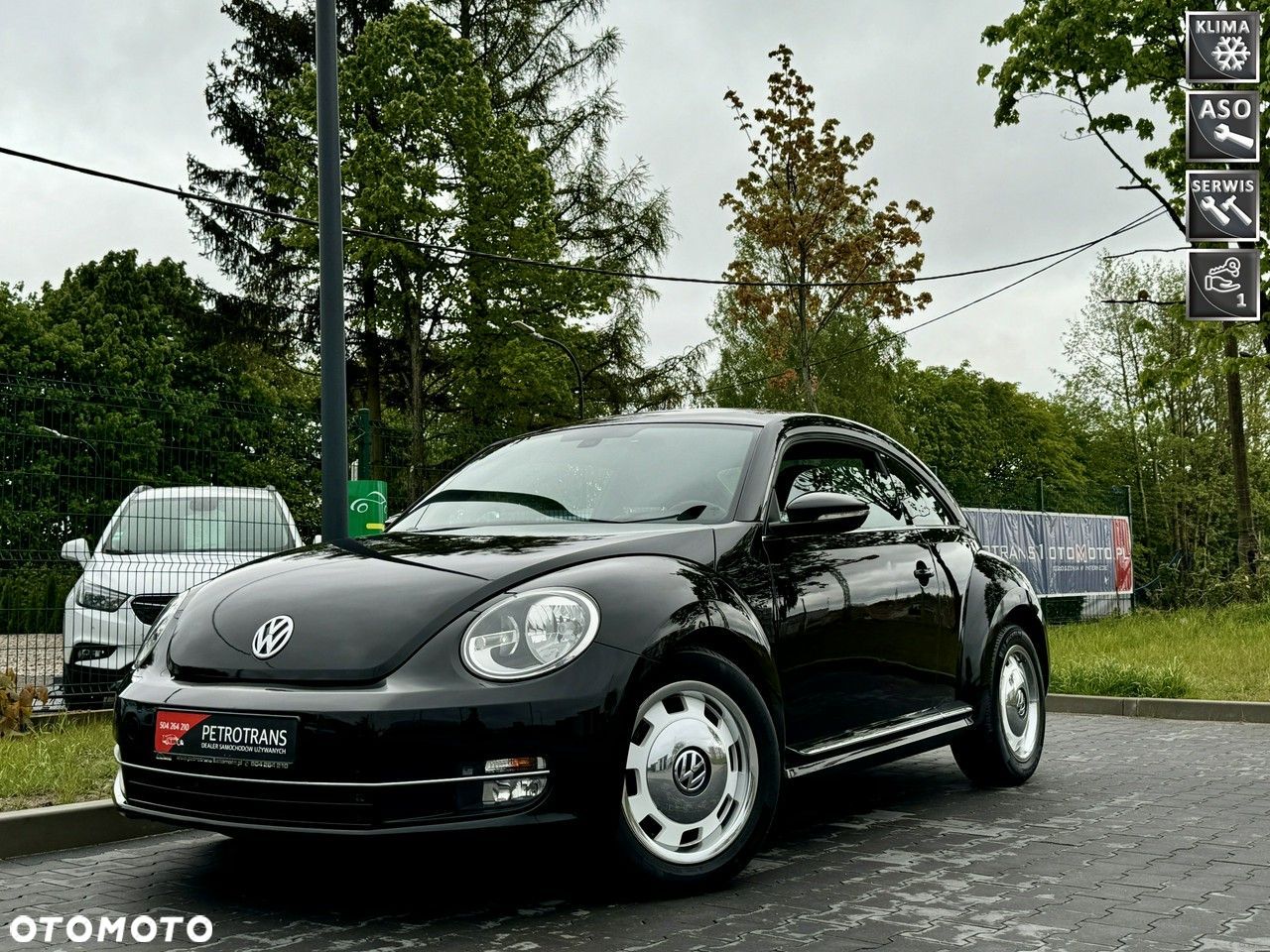 Volkswagen New Beetle - 1