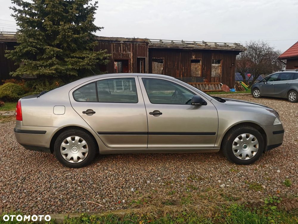 Skoda Octavia 1.6 - 1