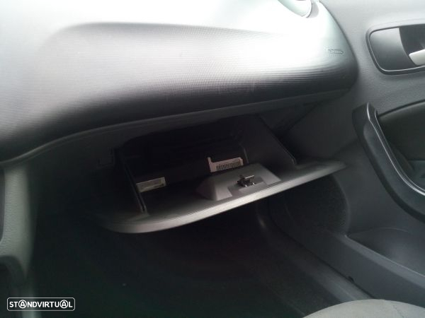 Porta Luvas Seat Ibiza Iv (6J5, 6P1) - 2