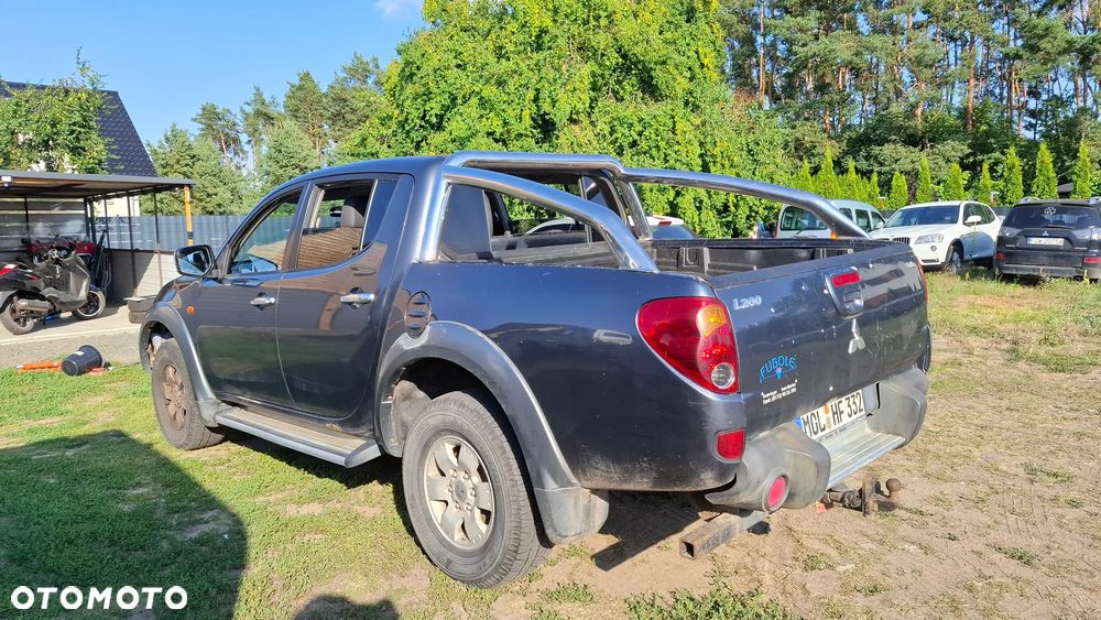 Mitsubishi L200 2.5 DID Intense - 6