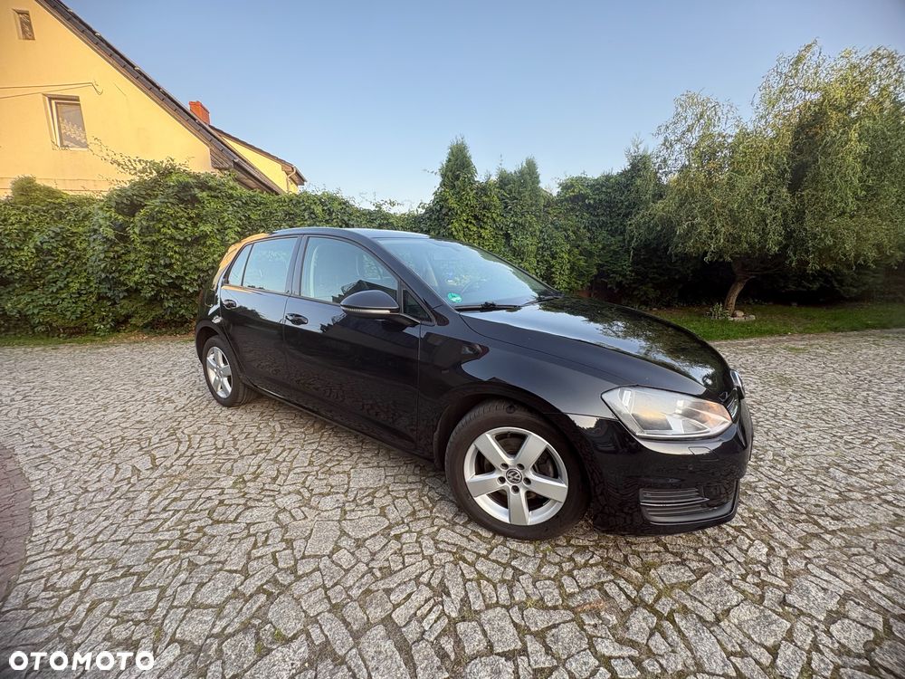 Volkswagen Golf 1.6 TDI DPF Comfortline - 17