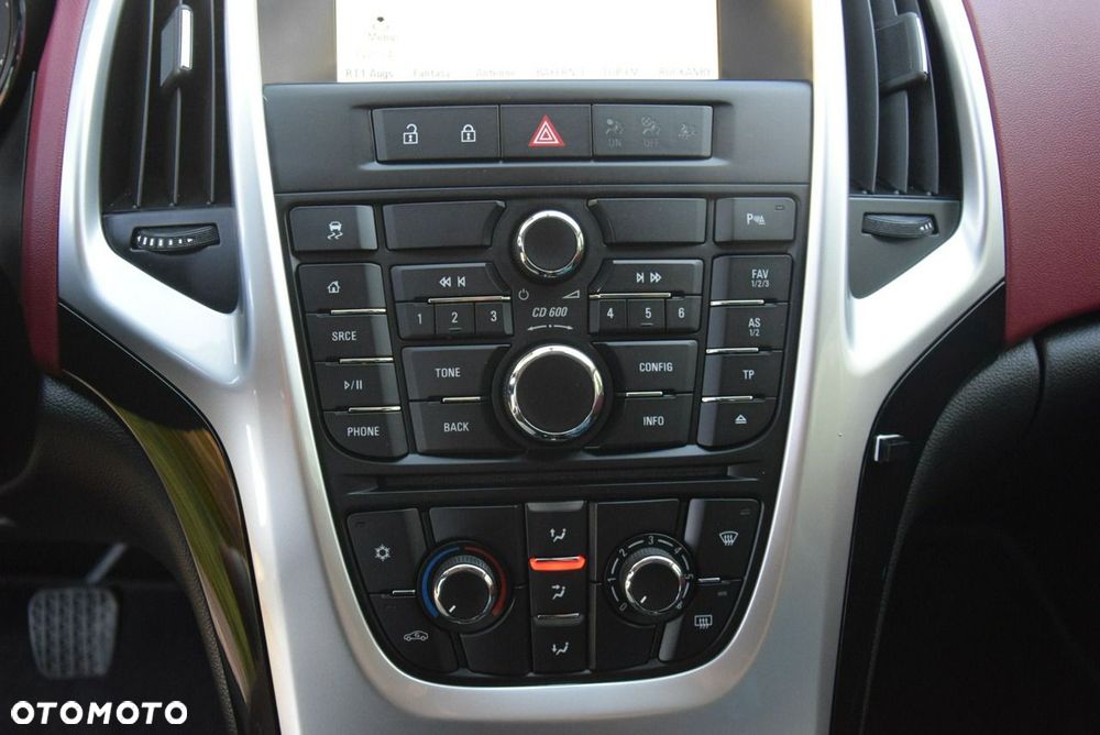 Opel Astra 1.4 Turbo Selection - 31