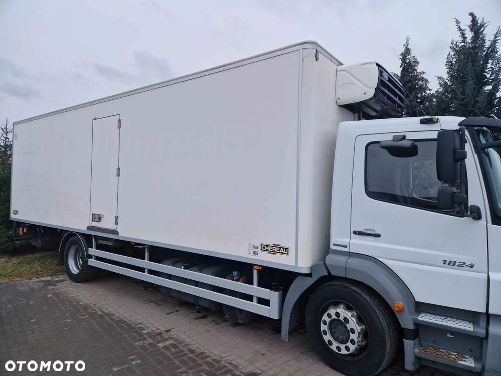 Mercedes-Benz AXOR 1824 - 3