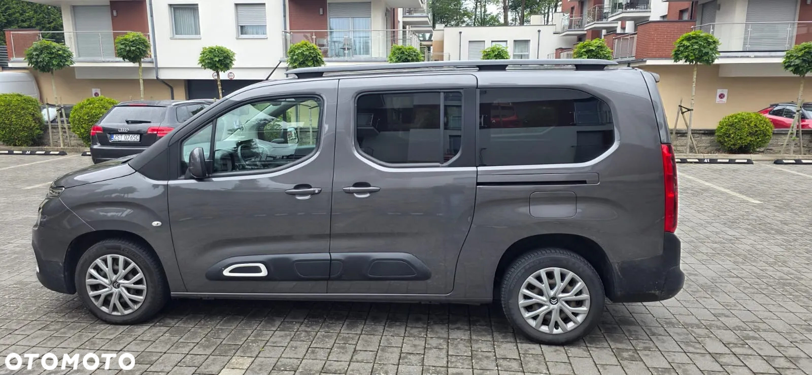 Citroën Berlingo XL 1.2 PureTech Shine S&S (7-os.) - 2