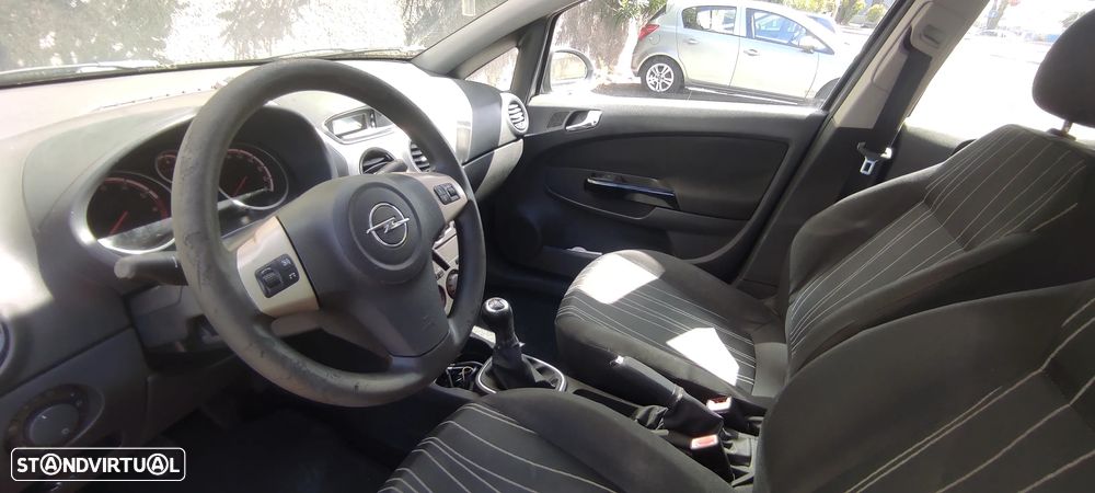 Opel Corsa 1.2 Cosmo - 12