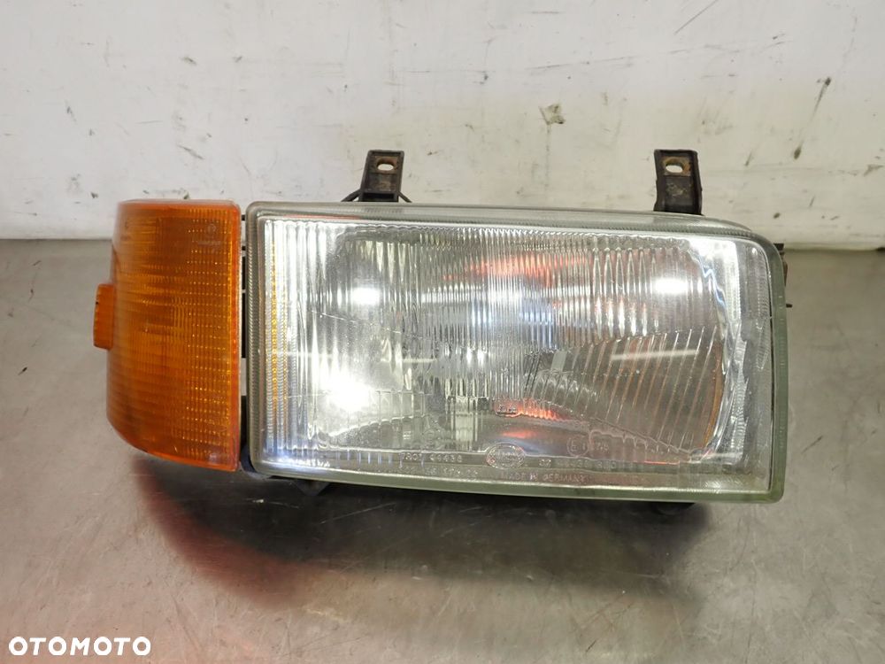 LAMPA PRAWA PRZEDNIA VOLKSWAGEN T4 - 1