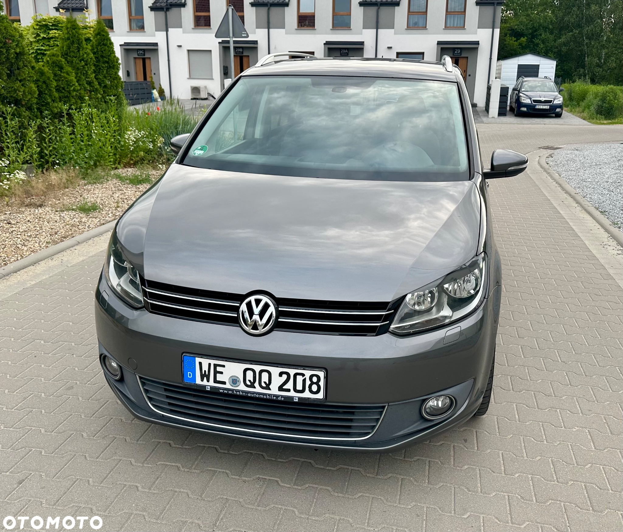 Volkswagen Touran 2.0 TDI DPF BlueMotion Technology Highline - 3