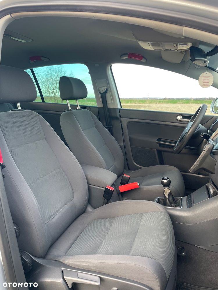 Volkswagen Golf - 10