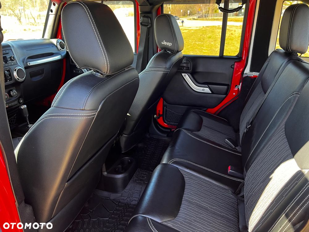 Jeep Wrangler 3.6 Unlim 75th Anniv - 26