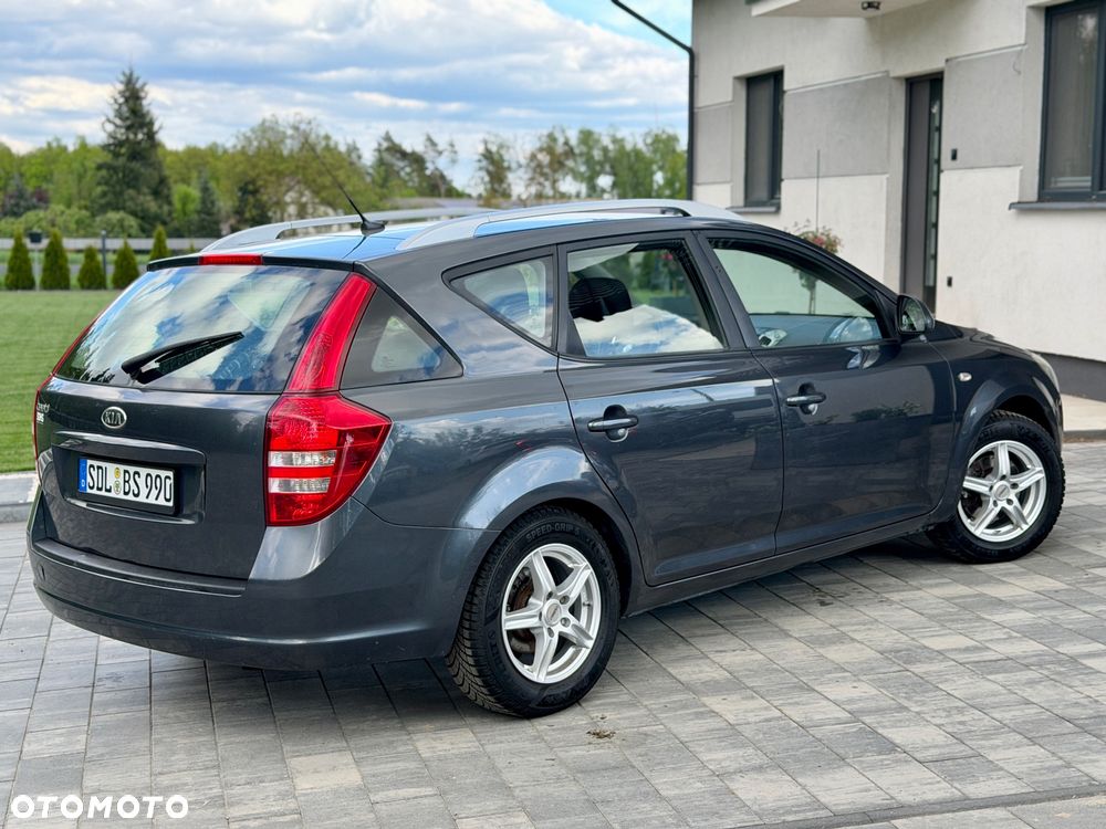 Kia Ceed 1.4 Comfort + - 4