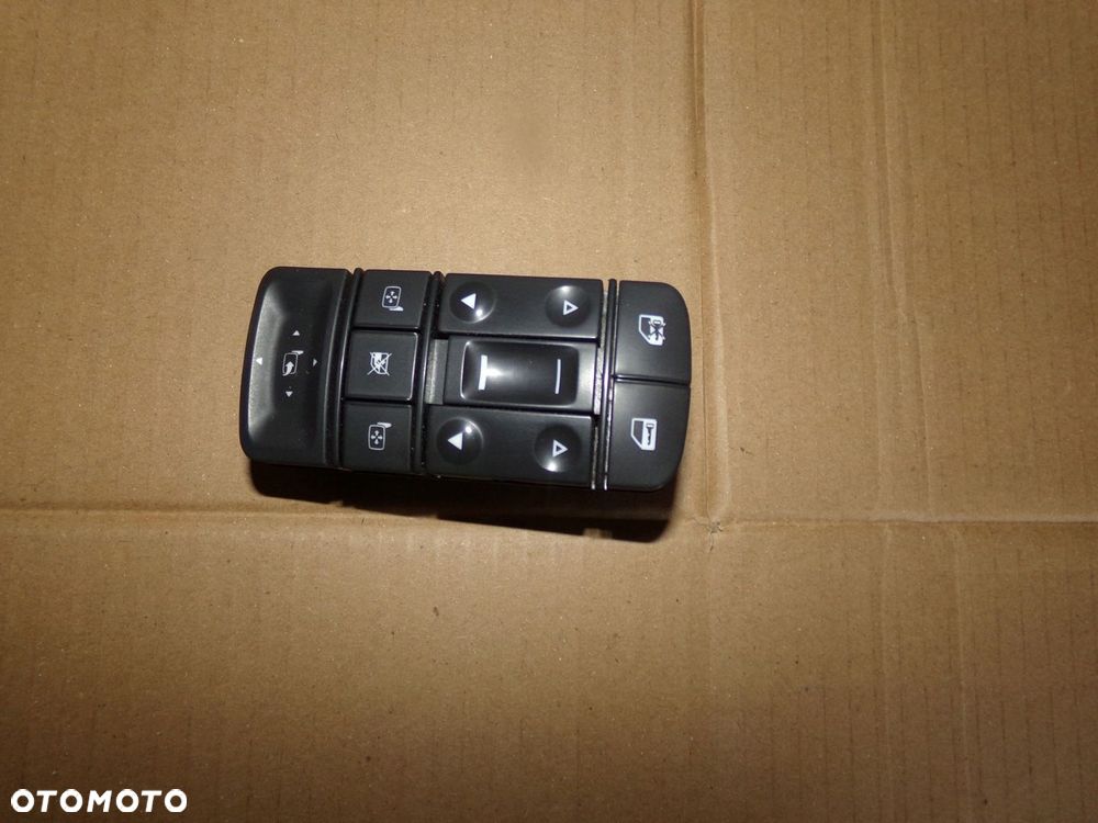 PRZEŁĄCZNIK SZYB LUSTEREK PANEL VECTRA C LIFT