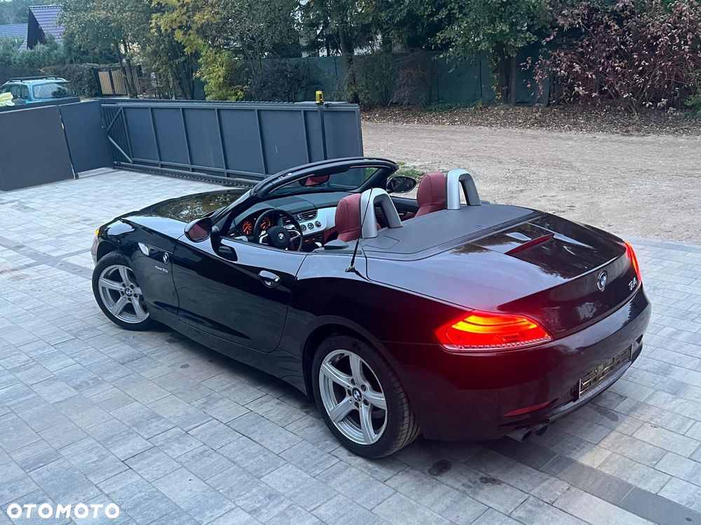 BMW Z4 sDrive30i - 18