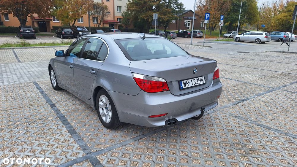 BMW Seria 5 523i - 12