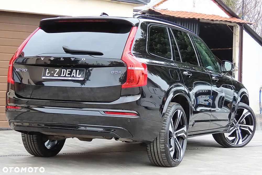 Volvo XC 90 B5 D AWD Ultimate Dark - 11