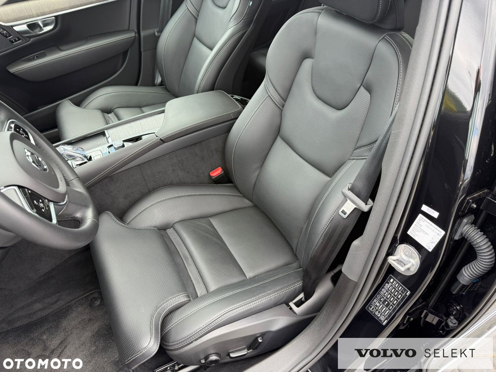 Volvo S90 - 13