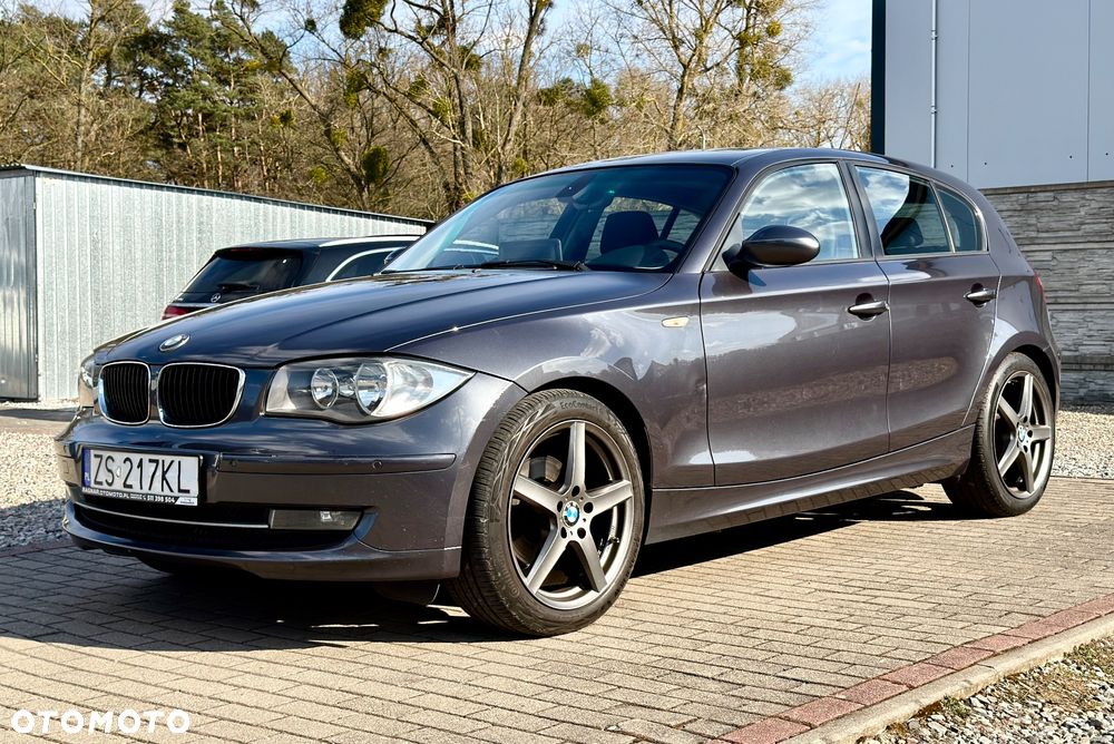 BMW Seria 1 120d DPF - 8