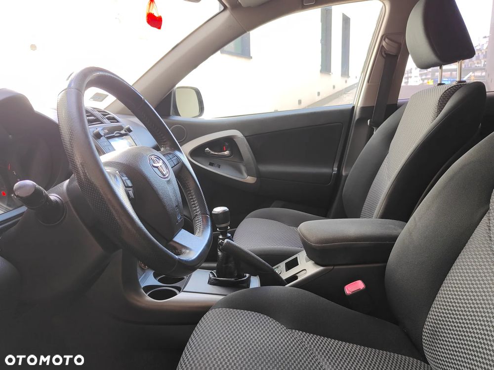 Toyota RAV4 2.0 VVT-i Sol MS - 18