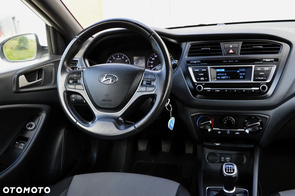 Hyundai i20 1.2 BlueDrive Classic + - 9