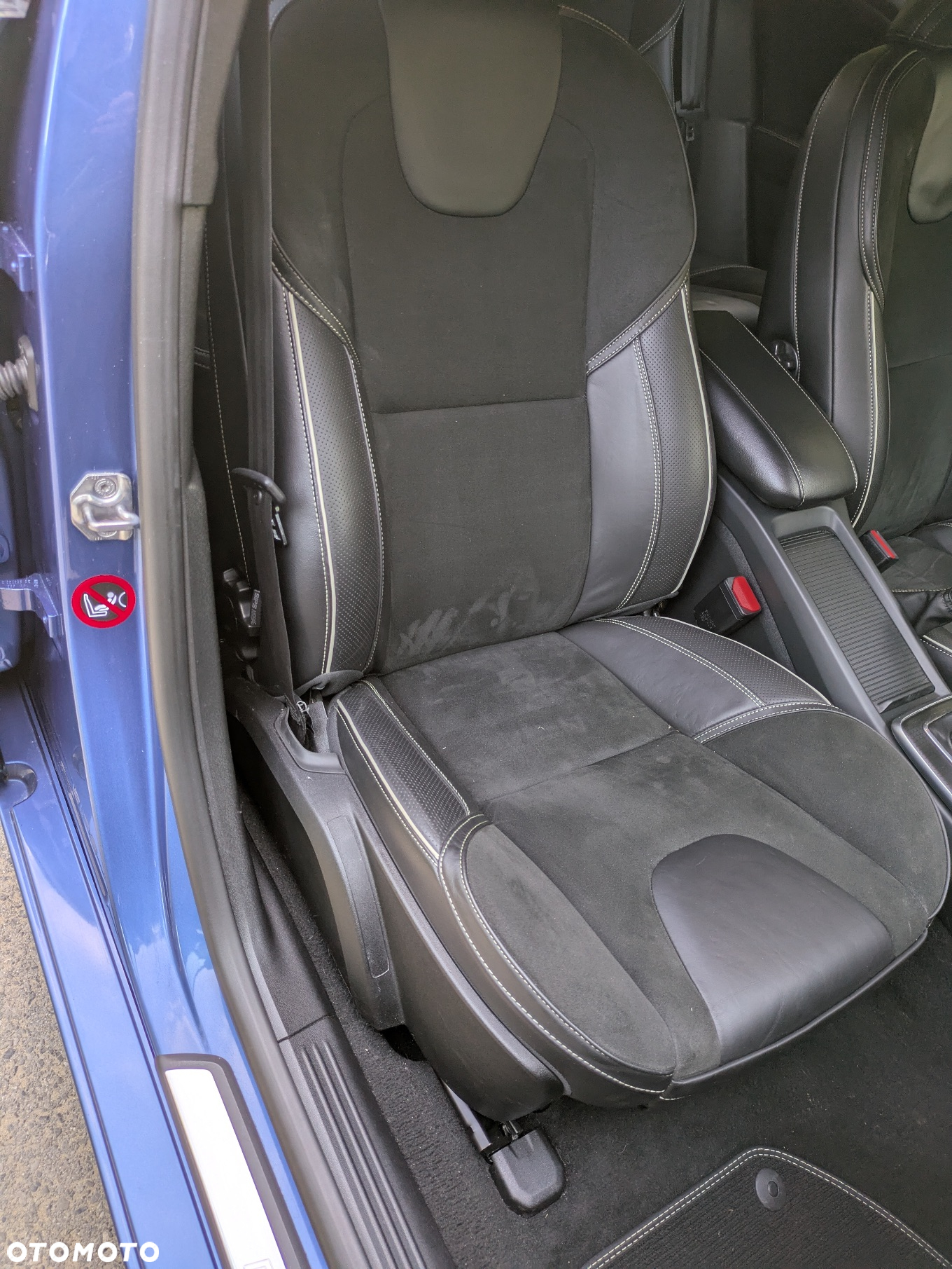 Volvo V40 T2 RDesign - 25