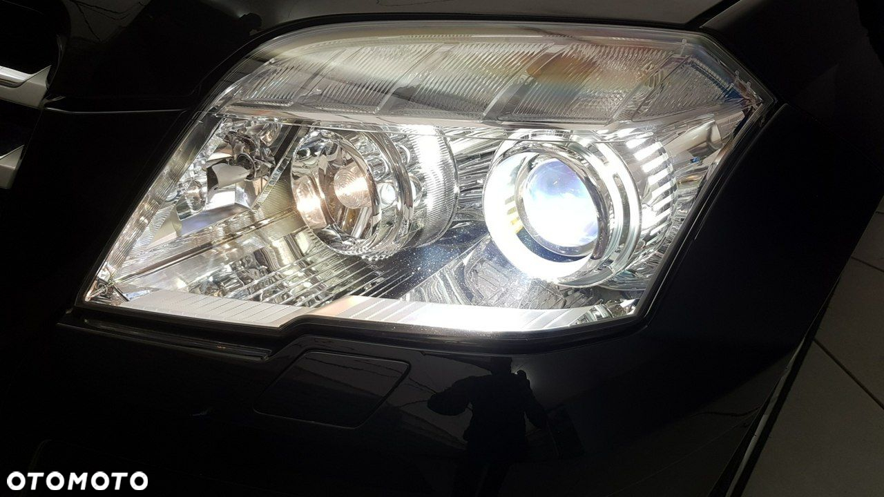 Mercedes-Benz GLK - 14