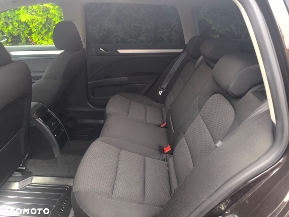 Skoda Superb 2.0 TDI Ambition DSG - 20