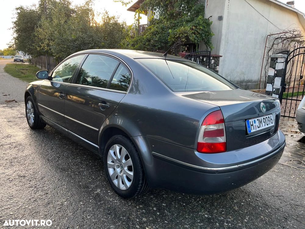 Skoda Superb 2.0 TDI Comfort - 9