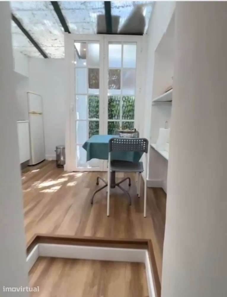 Apartamento/ T0 junto á Basilica da Estrela - Grande imagem: 2/11