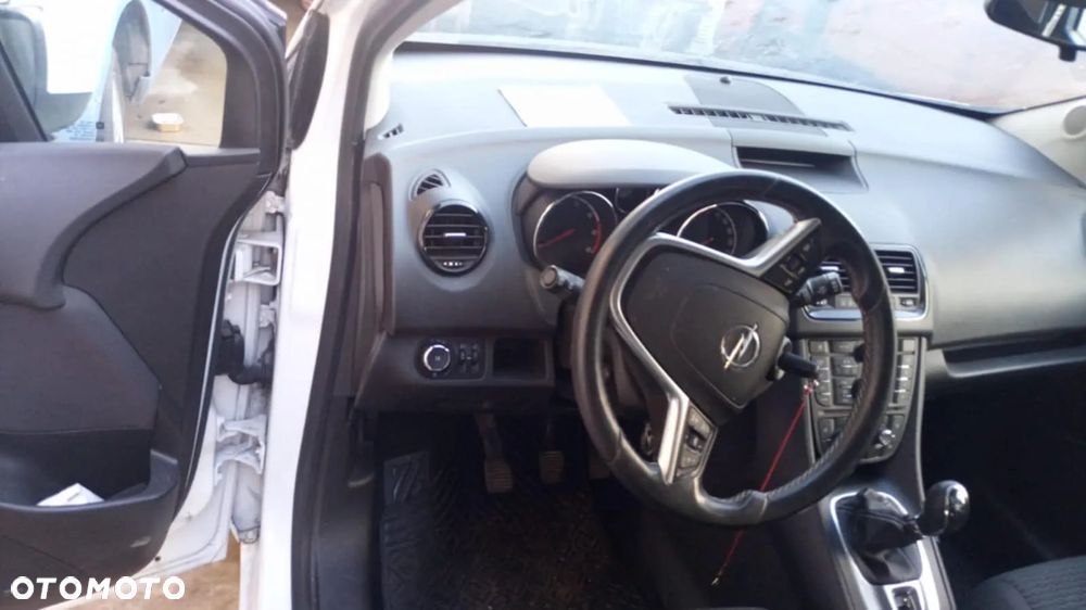 Opel Meriva 1.6 CDTI Cosmo S&S - 4