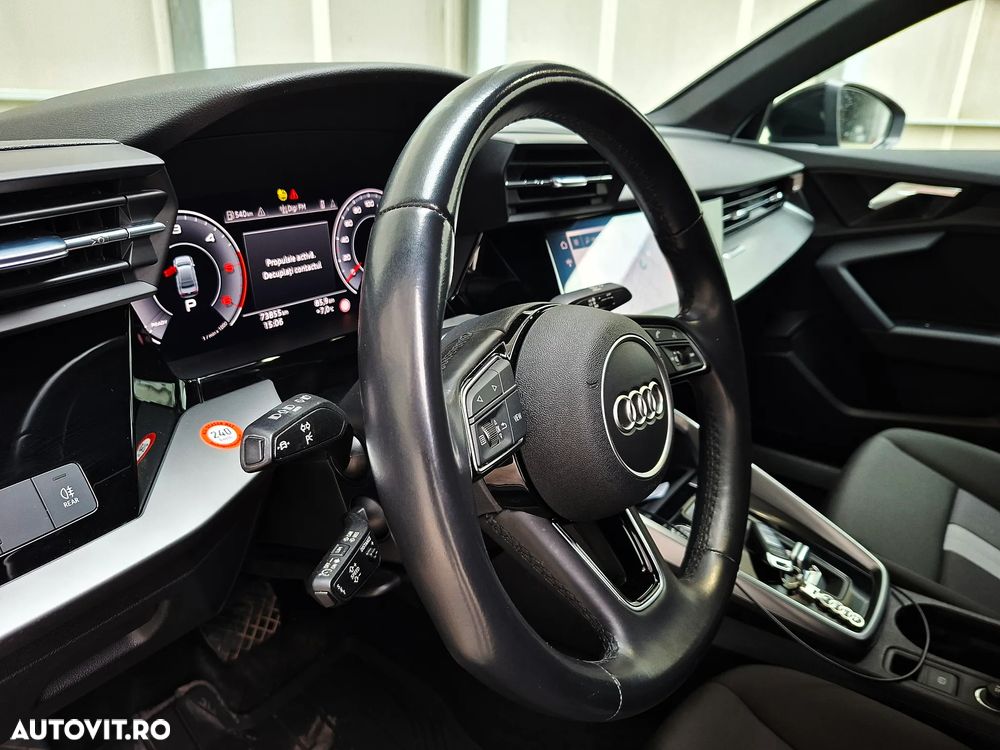Audi A3 2.0 35 TDI S tronic Sport - 9