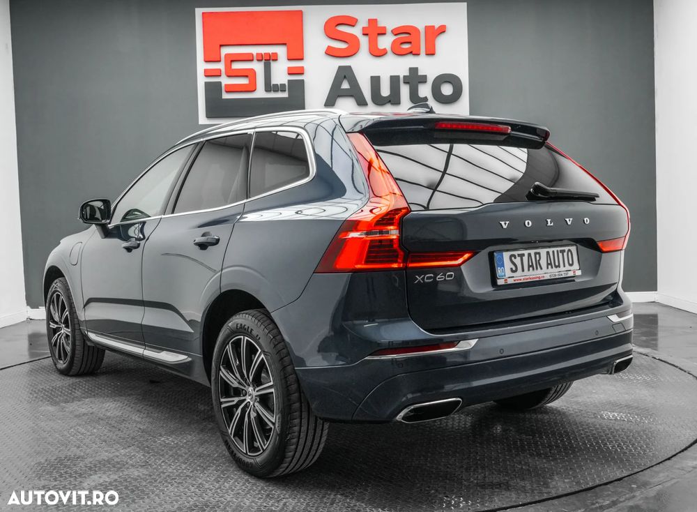 Volvo XC 60 T8 Twin Engine AWD Momentum Pro - 4