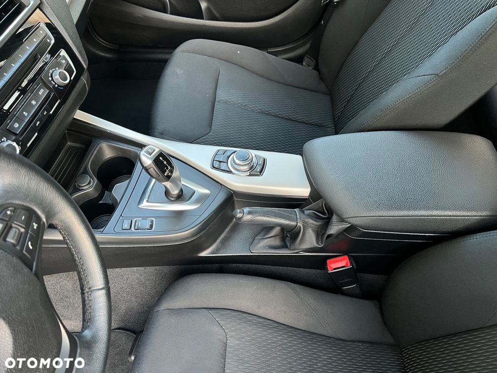 BMW Seria 1 - 20