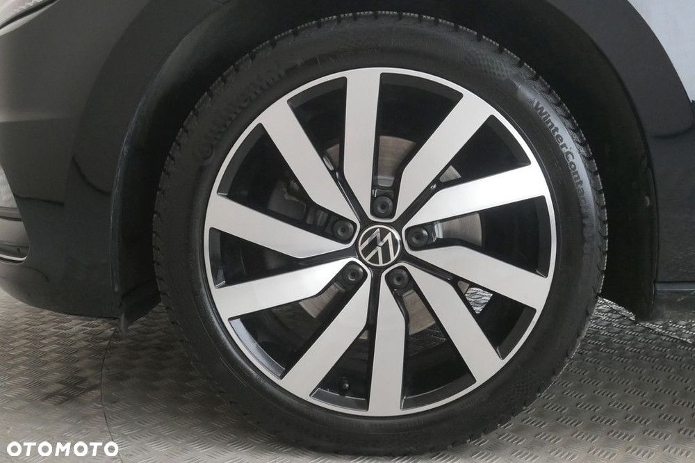 Volkswagen Touran - 14