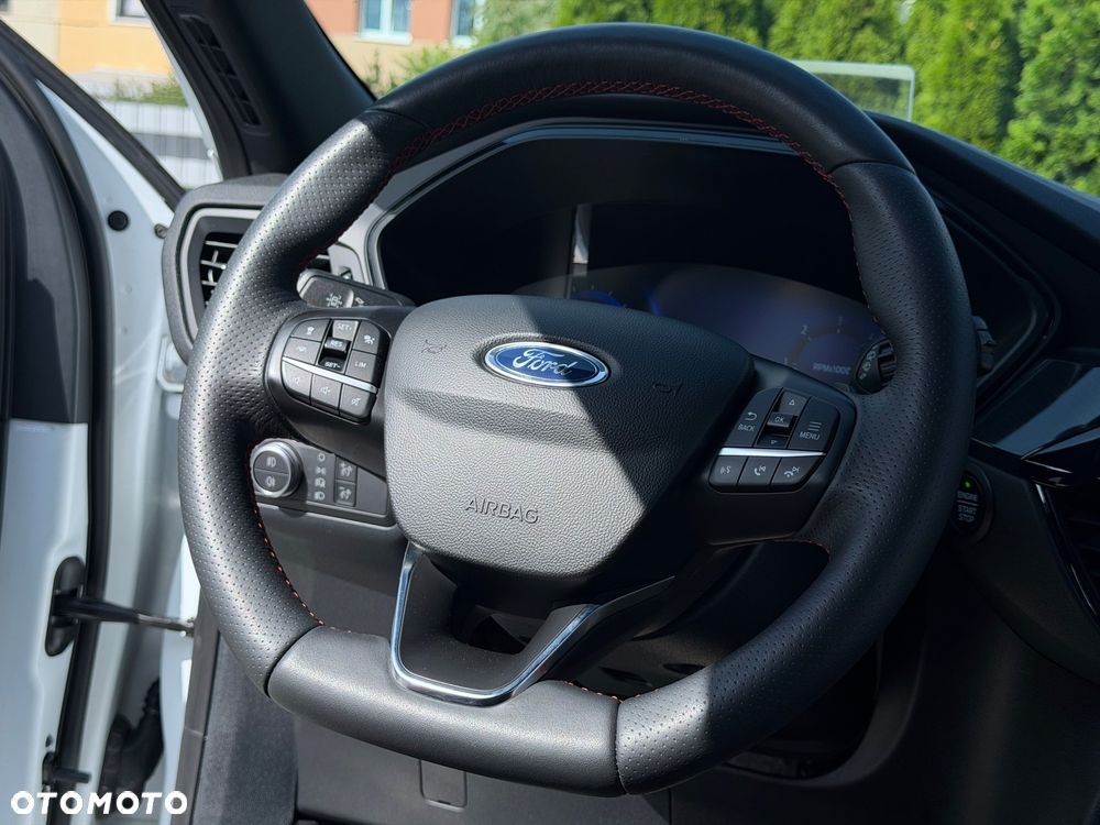 Ford Kuga 2.0 EcoBlue AWD ST-Line - 36