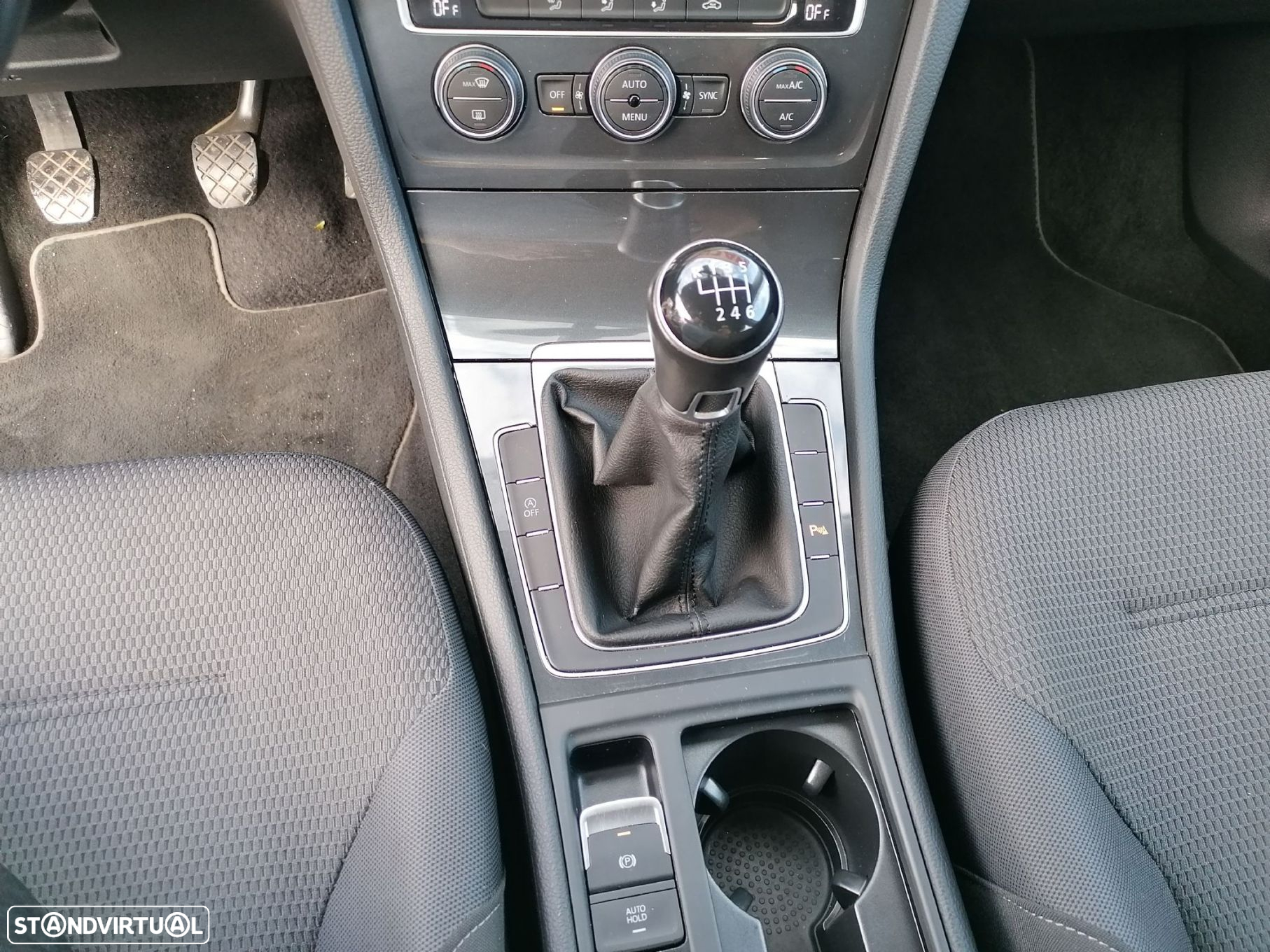 VW Golf Variant 1.0 TSI Confortline - 12