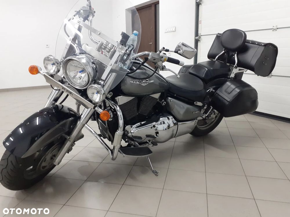 Suzuki Intruder - 4