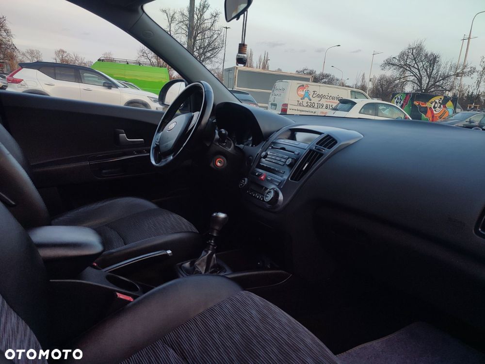 Kia Ceed 1.4 CVVT LX Basis - 16