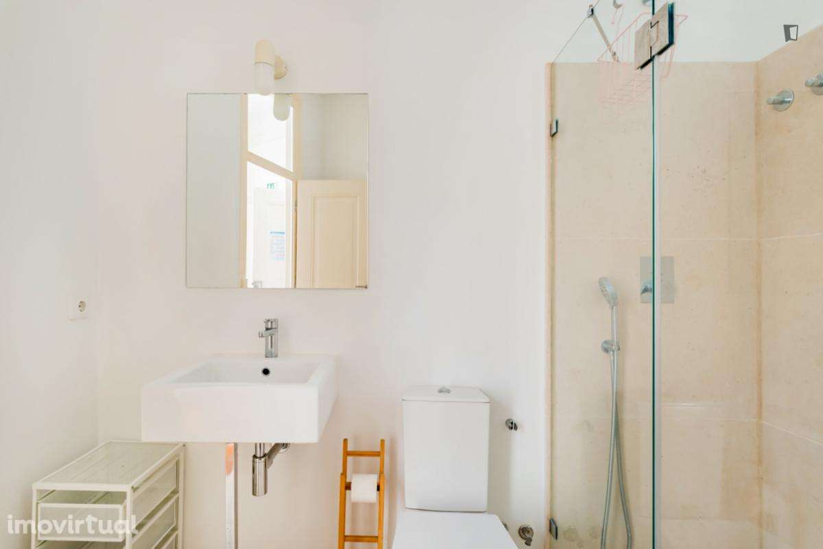 Apartamento com 3 quartos - localizado em Picoas Lisbon - Grande imagem: 5/34