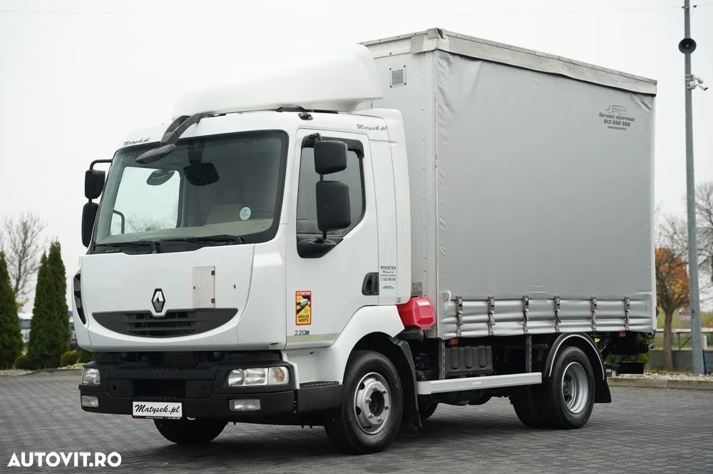 Renault MIDLUM 220 DXI / CAROSERIE CU PRELATĂ - 3,7 M / CAMION RIGID / PLATFORMĂ HIDRAULICĂ MBB - 750 KG / CUTIE DE VITEZE AUTOMATĂ / PODEA DIN OȚEL / - 2