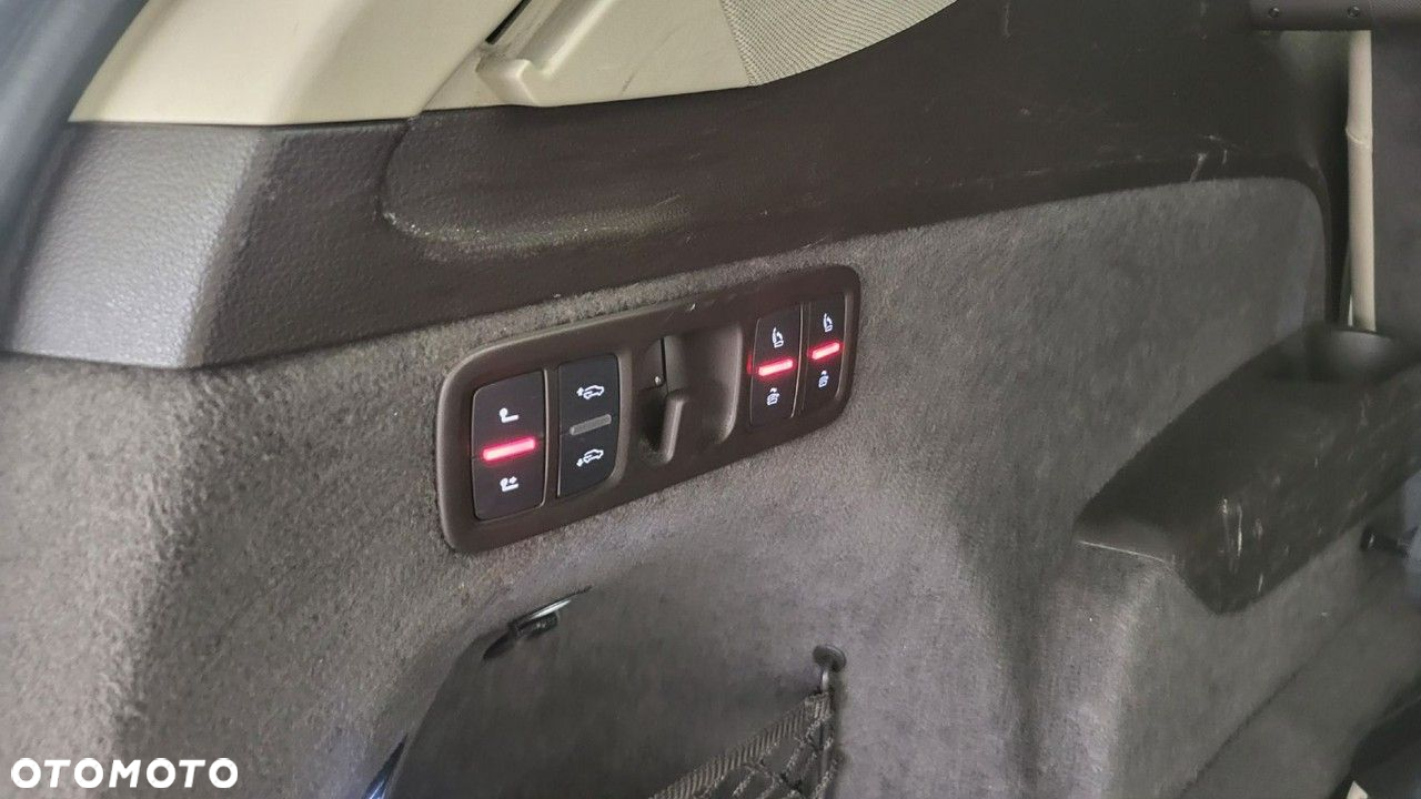 Audi SQ7 - 25