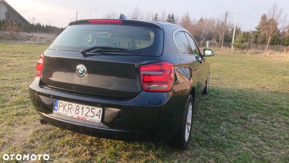BMW Seria 1 - 16