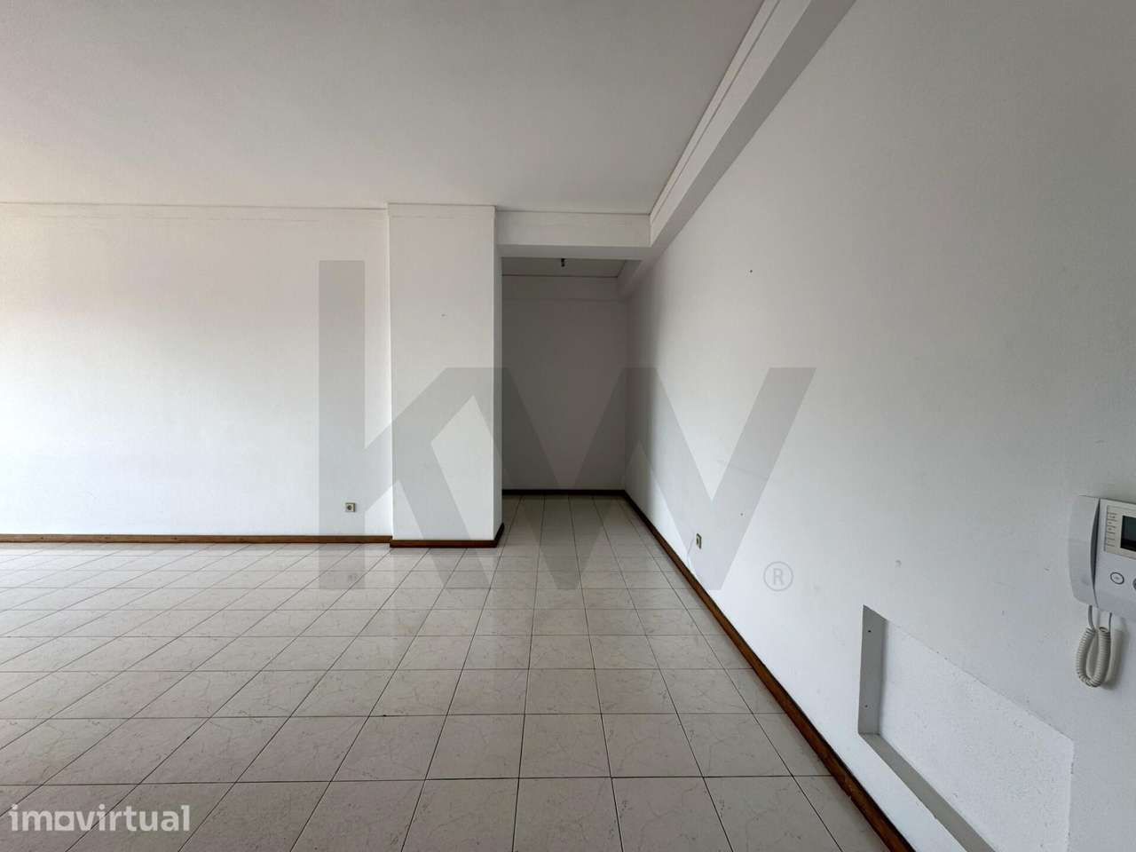 Apartamento T2 com varanda - Devesas - Grande imagem: 5/18